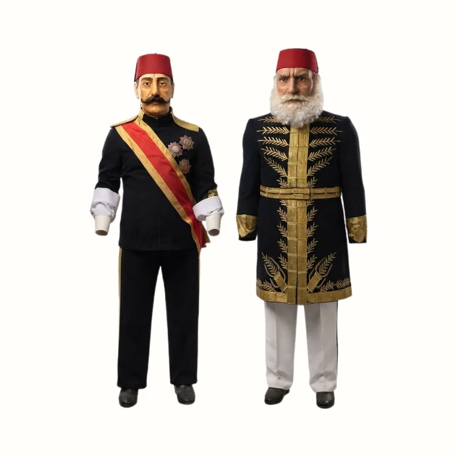 Heritage Figure Pair
